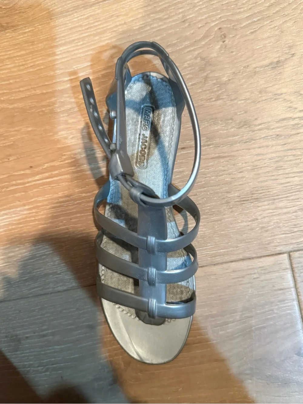 Marc Jacobs Metallic Silver Jelly Gladiator Sandals Size 6